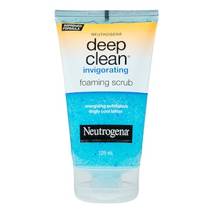 Neutrogena Deep Clean Invigorating Foaming Scrub 125ml