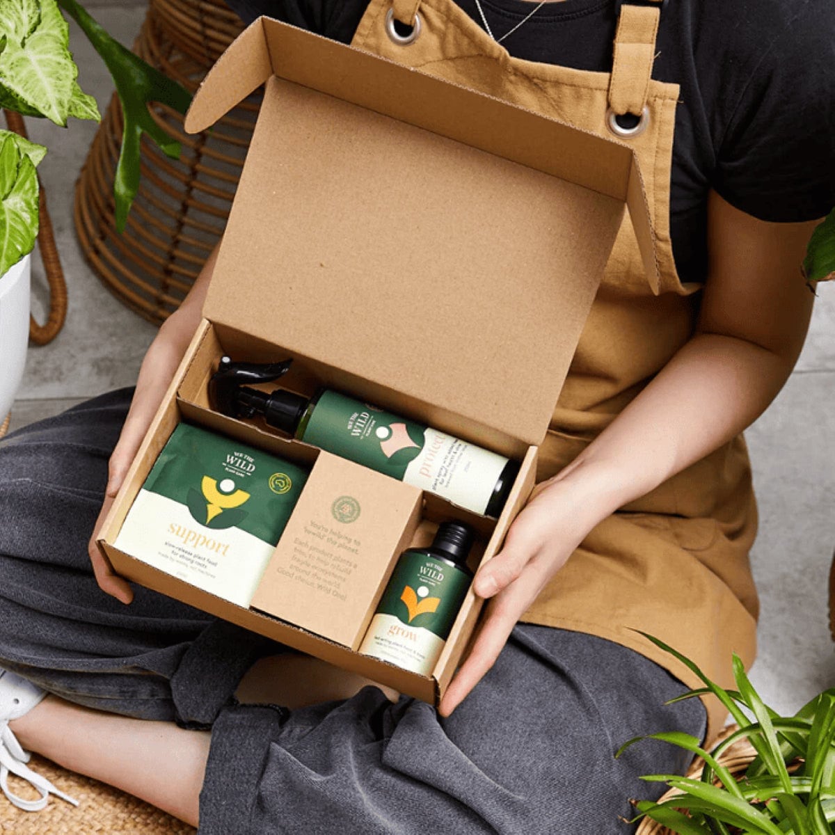 We The Wild Essential Plant Care Kit