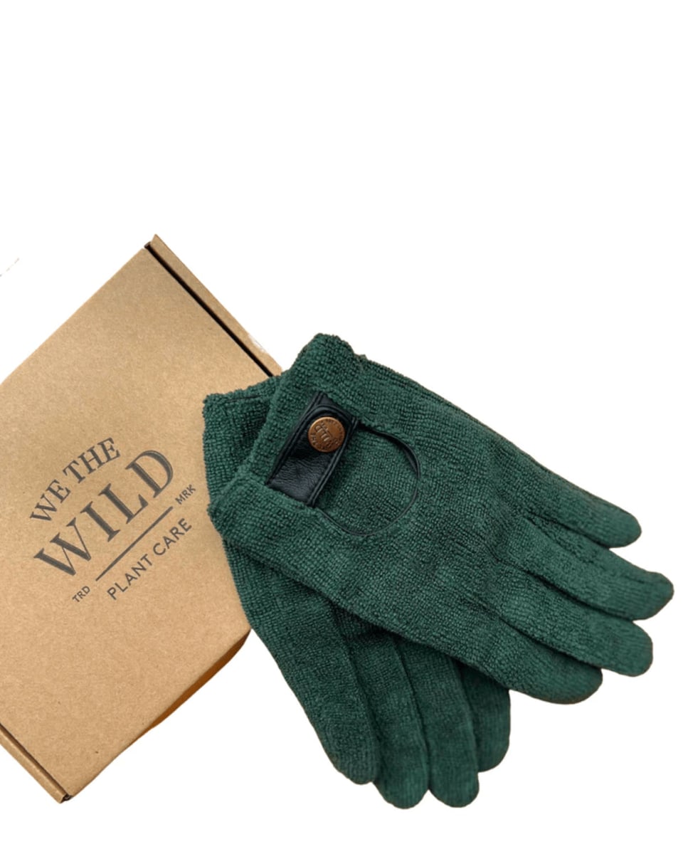 We The Wild Leaf Cleaning Gloves