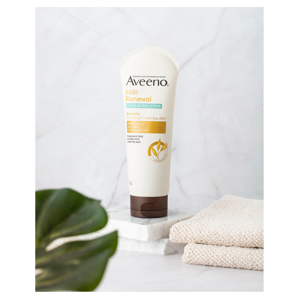 Aveeno Skin Renewal Exfoliating Body Scrub 225g